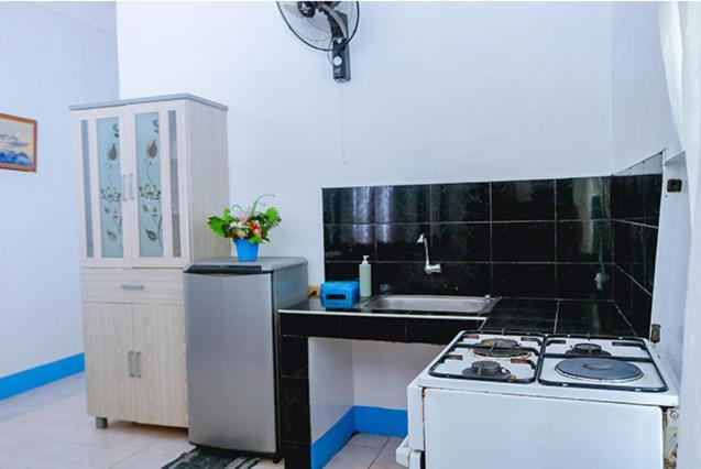 Rama International Beach Resort Botolan Екстер'єр фото