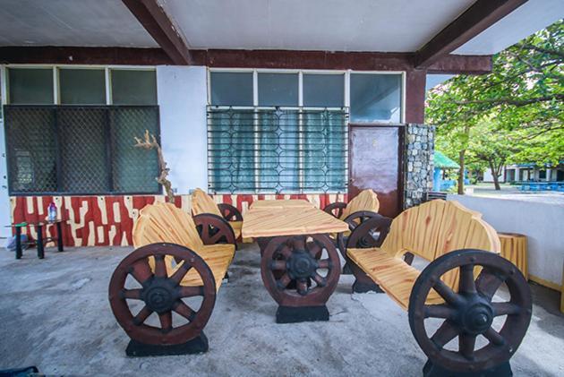 Rama International Beach Resort Botolan Екстер'єр фото