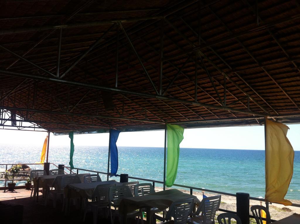 Rama International Beach Resort Botolan Екстер'єр фото