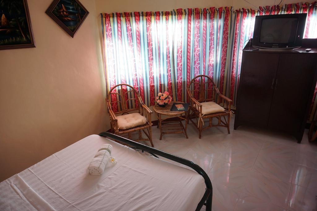 Rama International Beach Resort Botolan Номер фото