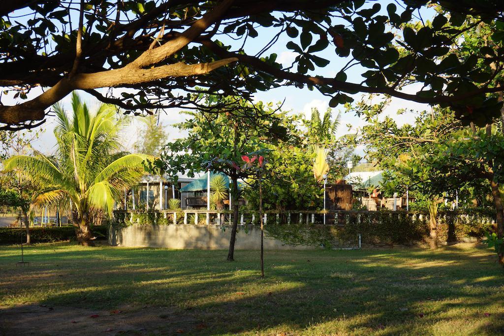 Rama International Beach Resort Botolan Екстер'єр фото